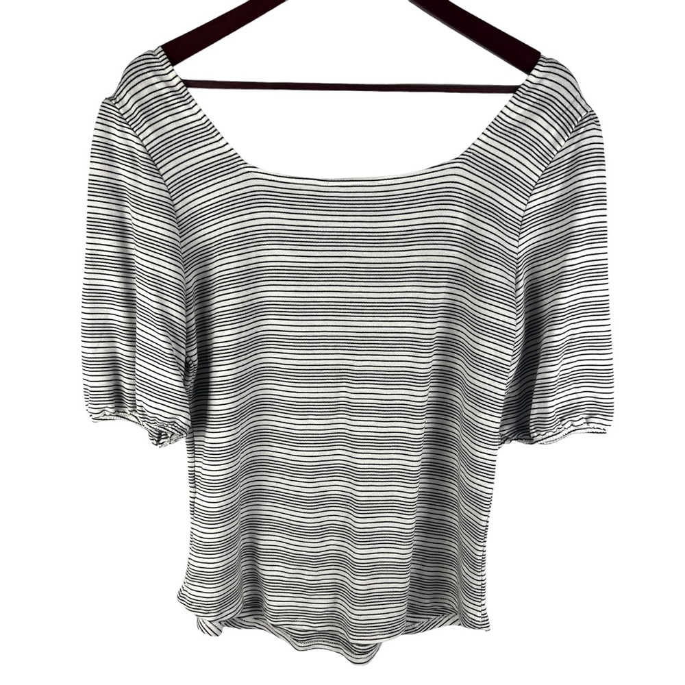 NWT Kaileigh Square Neck Knit Top Size Large - Picture 2 of 4
